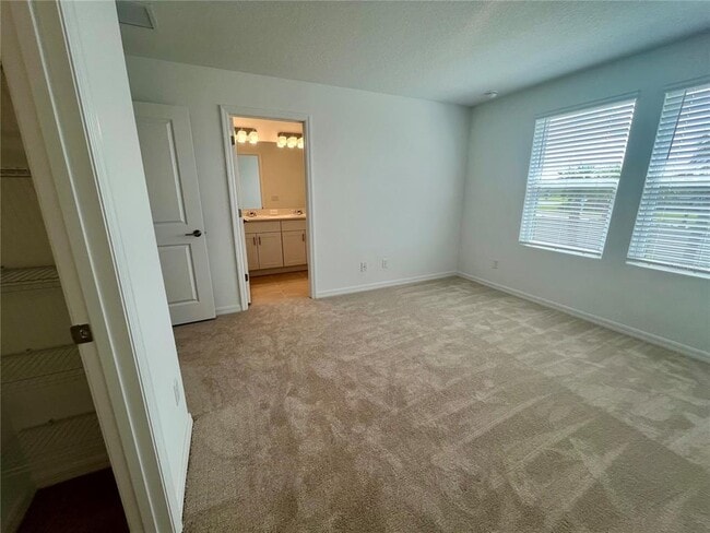Building Photo - 3019 Novara Ln