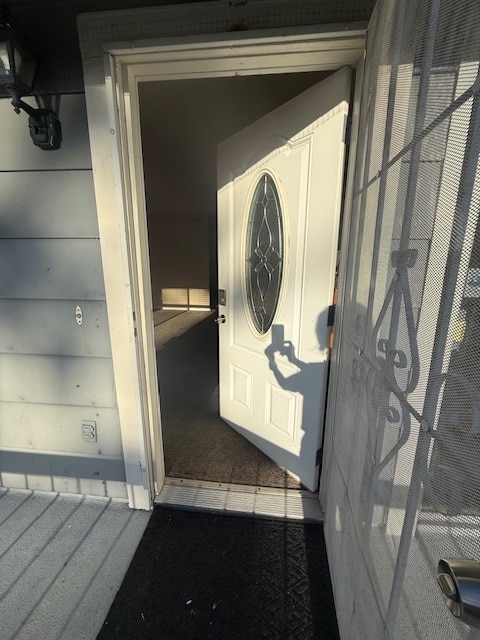 Entry - 836 Pillar Point Way