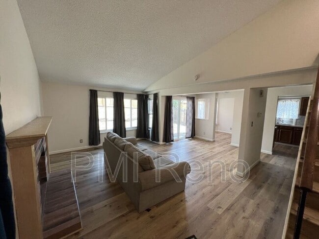 Building Photo - 1456 Canyon Creek Rd