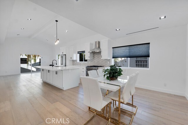 Building Photo - 4941 Hesperia Ave