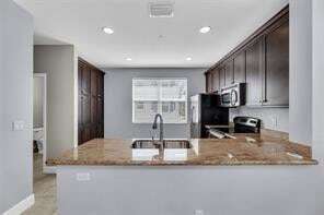 Building Photo - 1295 Vía De Fossi