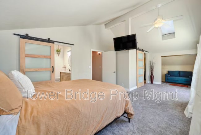 Building Photo - 5823 Filbert Ave