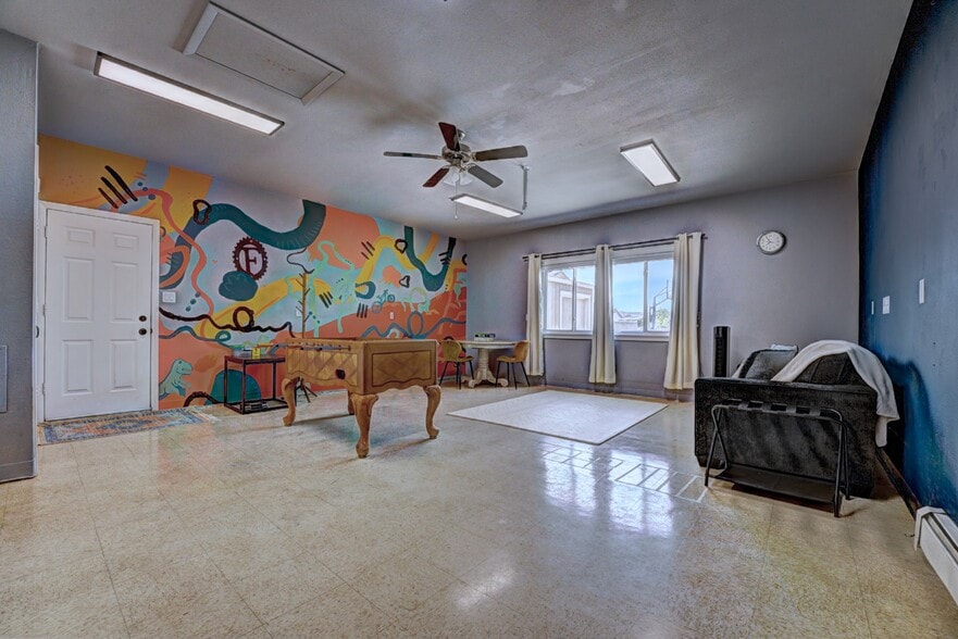 Building Photo - 1000 Red Bud Ct