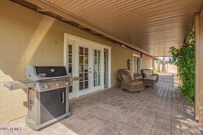 Building Photo - 8201 E Montebello Ave