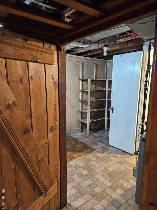 Building Photo - 12180 Wayburn St