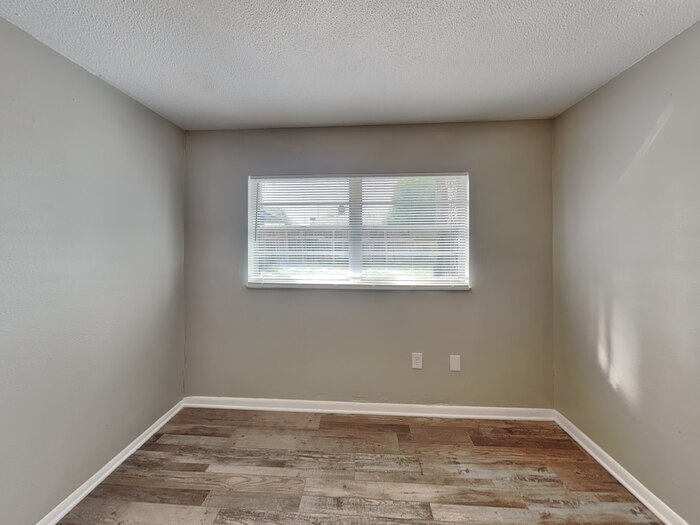 Building Photo - 6410 Gamble Dr