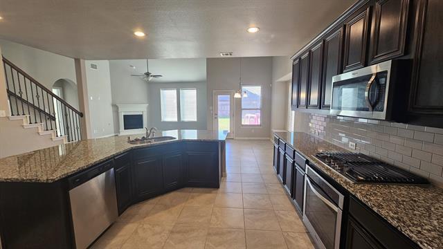 Building Photo - 1708 Yellowthroat Dr