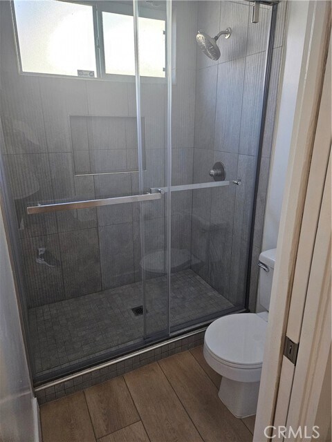 Building Photo - 6801 Glen Dr