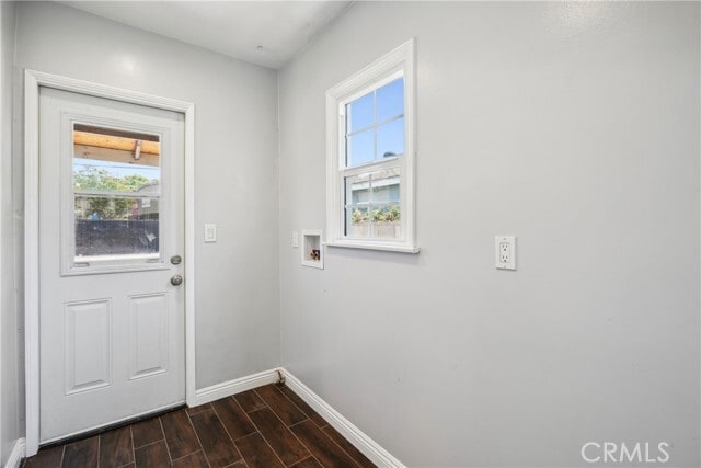 Building Photo - 3816 S Victoria Ave