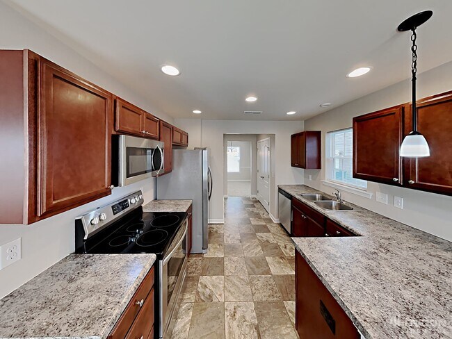 Building Photo - 4676 Midstream Crossing Dr