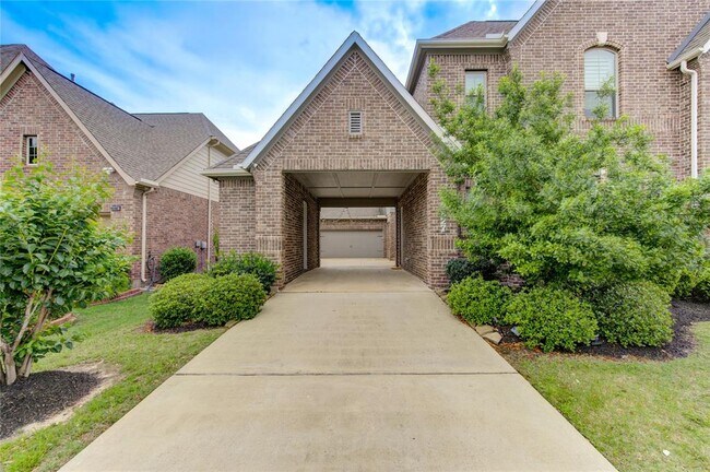 Building Photo - 2827 Winthrop Mdw Wy