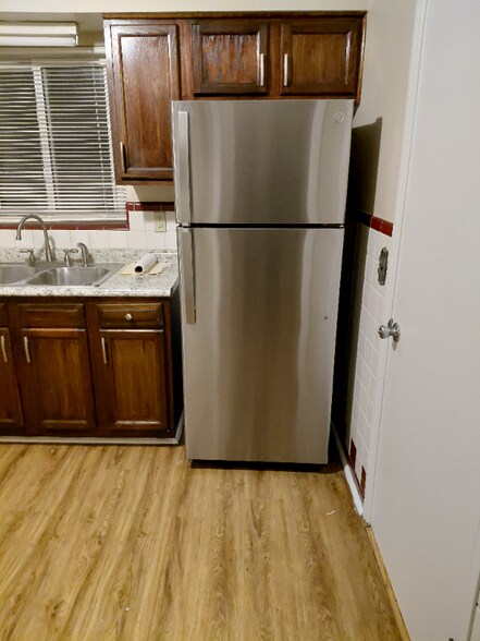 Building Photo - 5434 Fox Rd