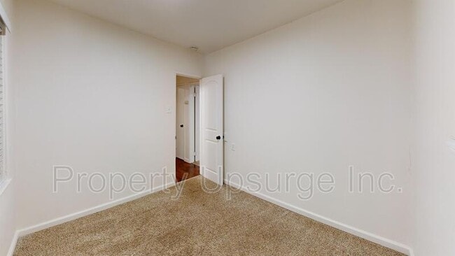 Building Photo - 3613 Shasta Dam Blvd
