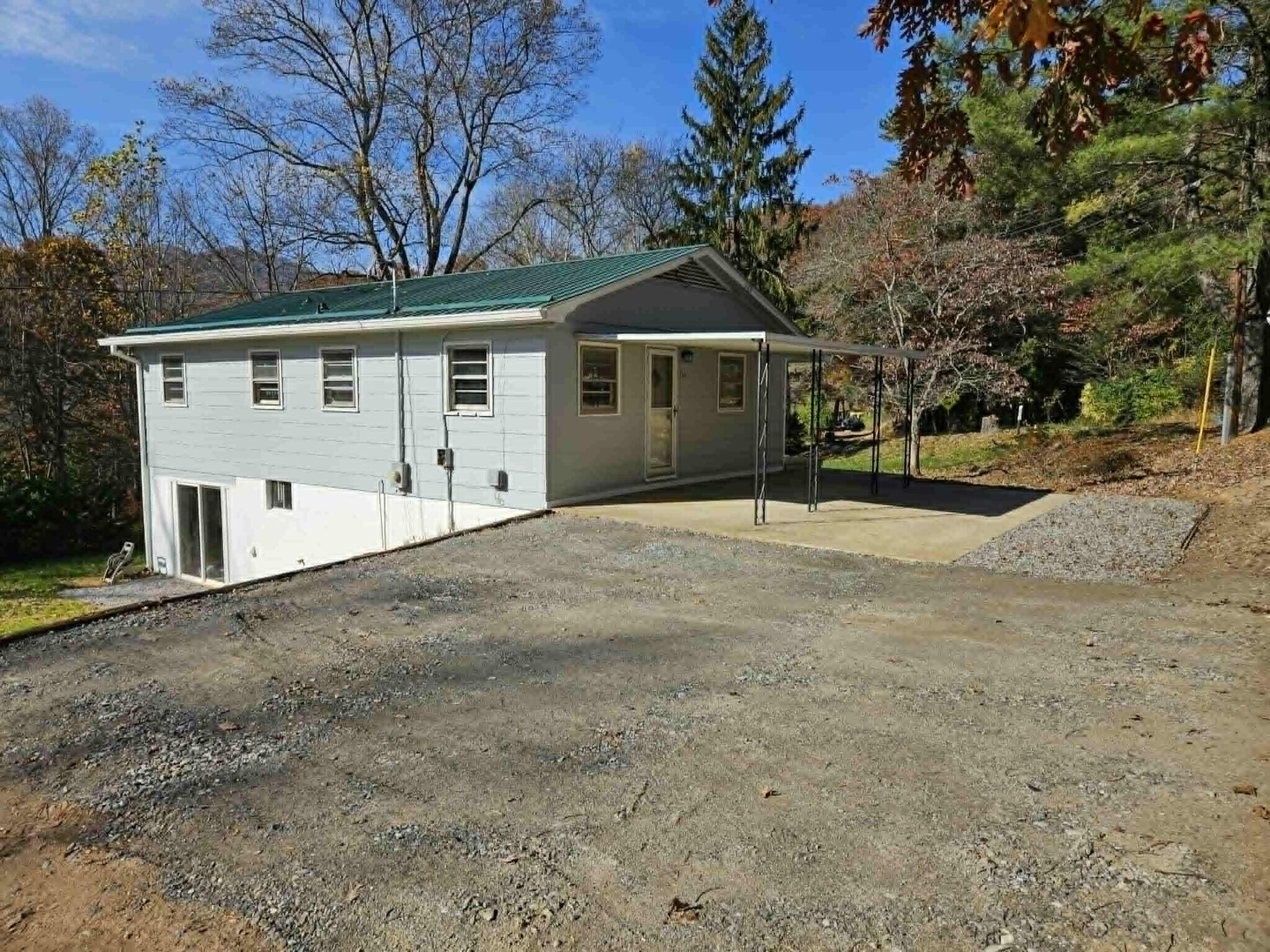 Parking / Side View - 110 McKinney Rd