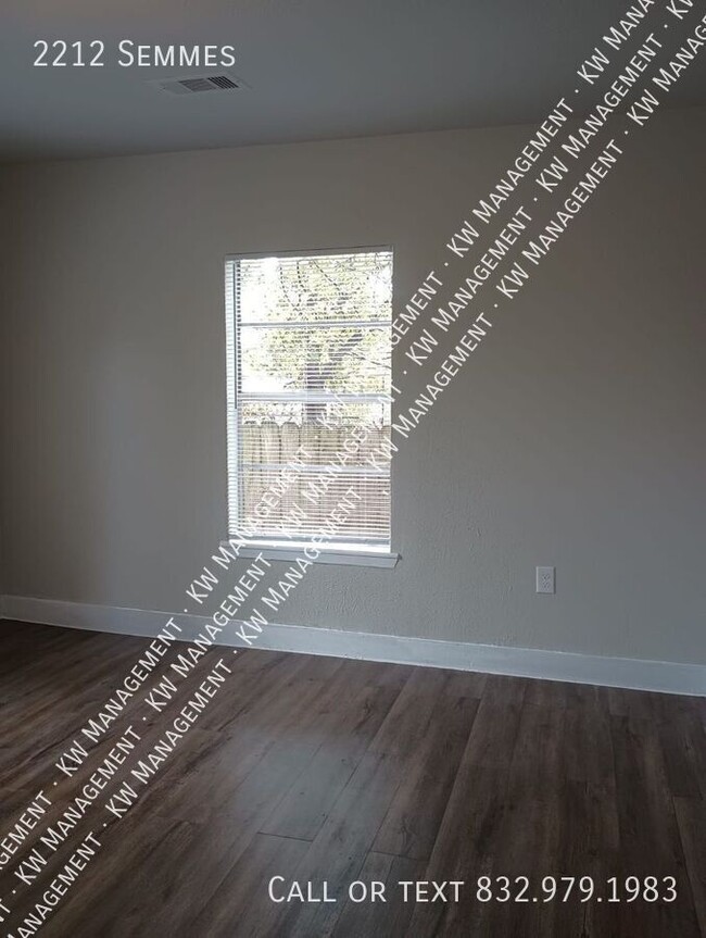 Building Photo - 2212 Semmes-