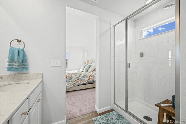 Building Photo - Windsor Home