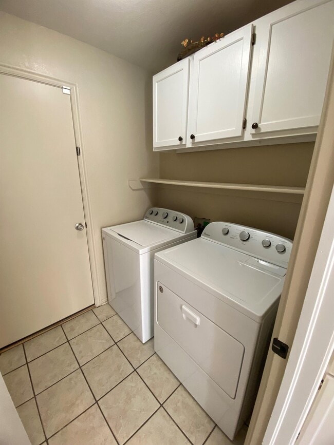 Building Photo - 2612 NW 164th Terrace