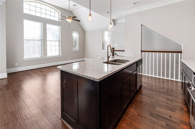 Building Photo - 2720 Church Wood Dr