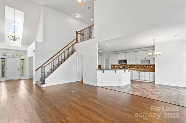 Building Photo - 10004 Shetland Ln