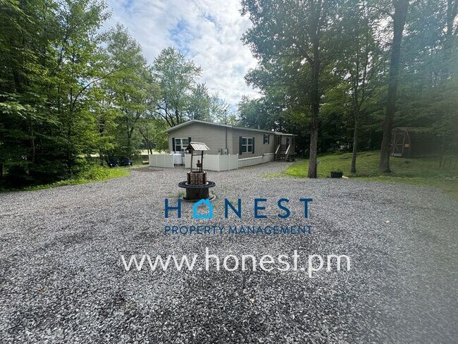 Building Photo - 107 Wood Land Dr