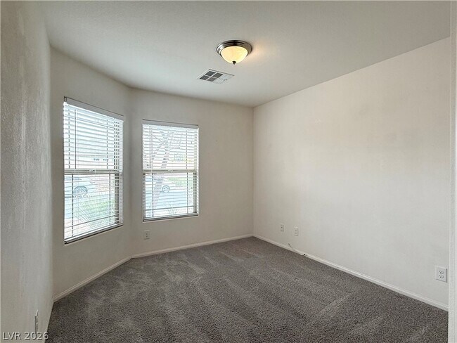 Building Photo - 8231 Buffalo Ranch Ave