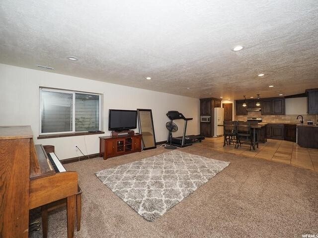 Building Photo - 10313 N 6530 W