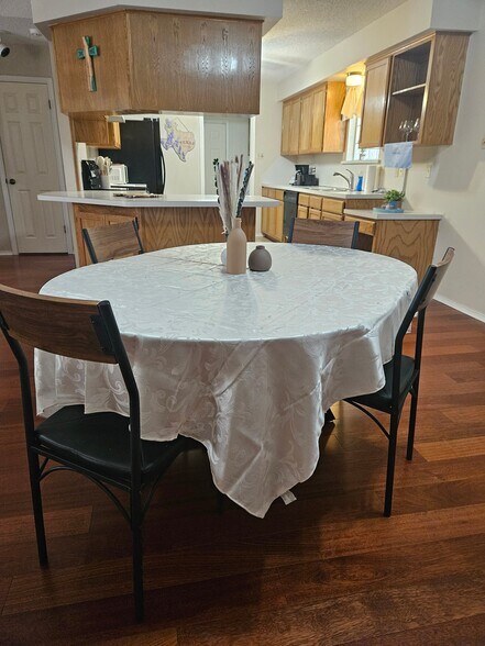 Building Photo - 4429 White Ash Ln