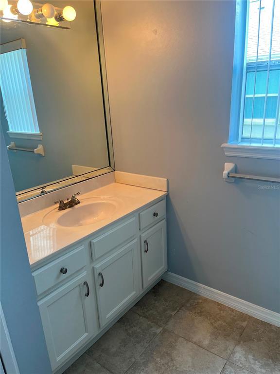 Building Photo - 292 Carmel Dr