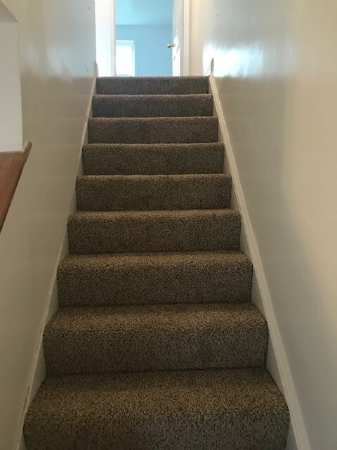 Stairs - 830 Montpelier St