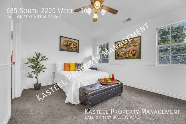 Building Photo - 685 S 2220 W