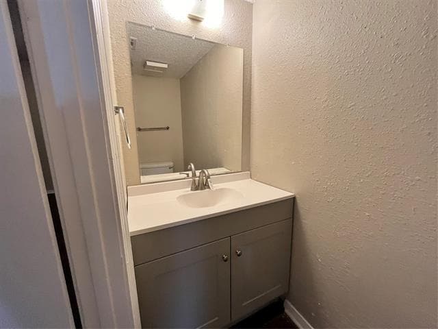 Building Photo - 3047 Olympia Dr