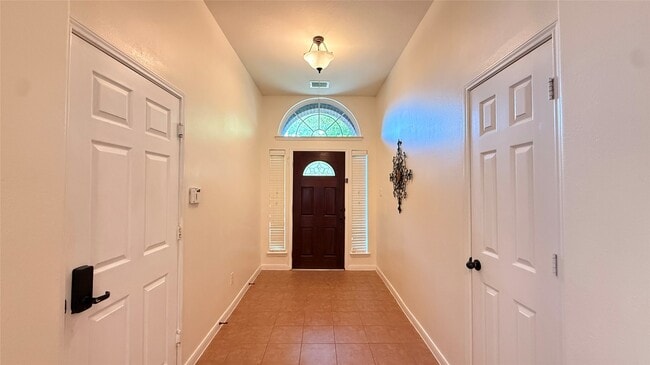 Building Photo - 5623 Maverick Bend Lane