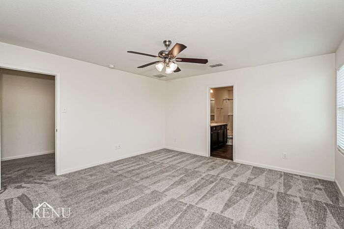 Building Photo - 6017 Mojave Dr