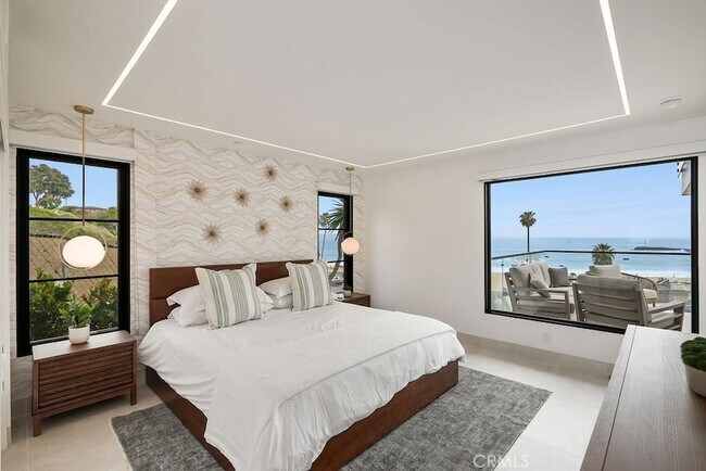 Building Photo - 3047 Ocean Blvd