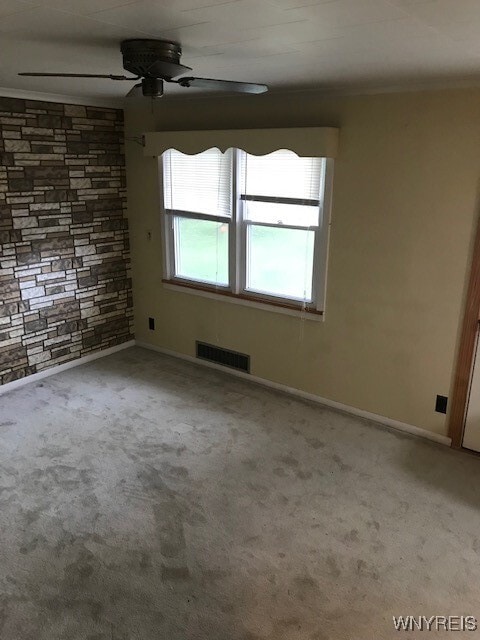 Building Photo - 17 Starcrest Dr