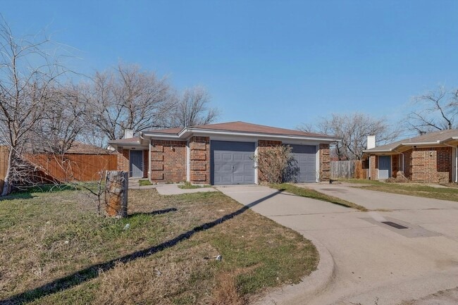 Building Photo - 4517 Ebbtide Ct