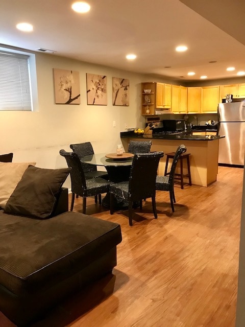 Building Photo - 3216 N Racine Ave