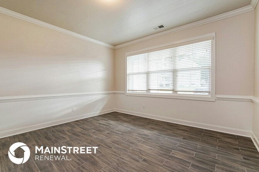 Building Photo - 118 Grey Hawk Dr