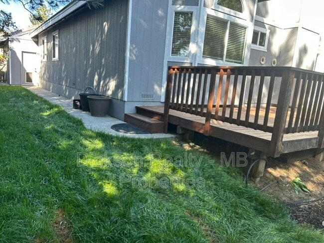 Building Photo - 6164 Greenbrook Dr