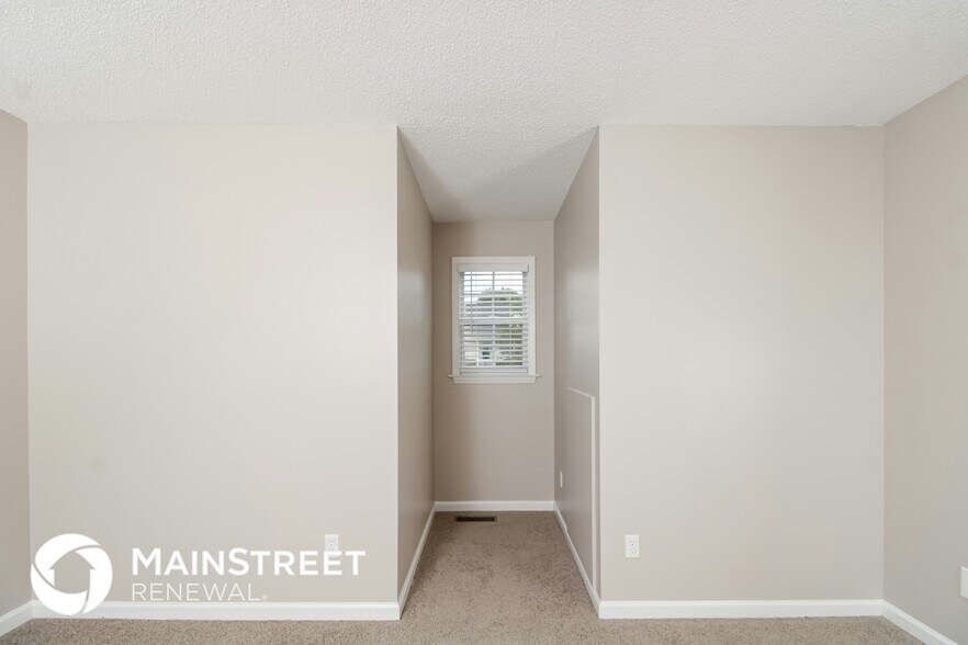 Building Photo - 110 S Twin Hill Rd