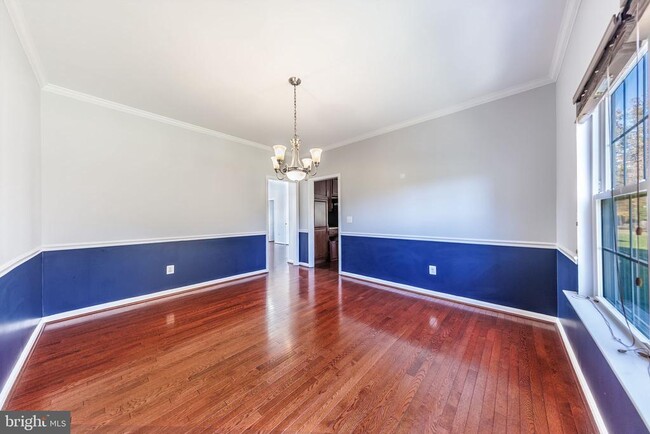 Building Photo - 9402 Pep Rally Ln