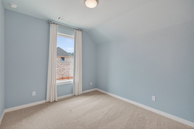 Building Photo - 599 Cypress Vly Ave
