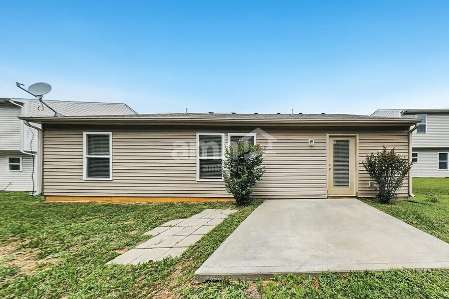 Building Photo - 4120 Salem Springs Ct