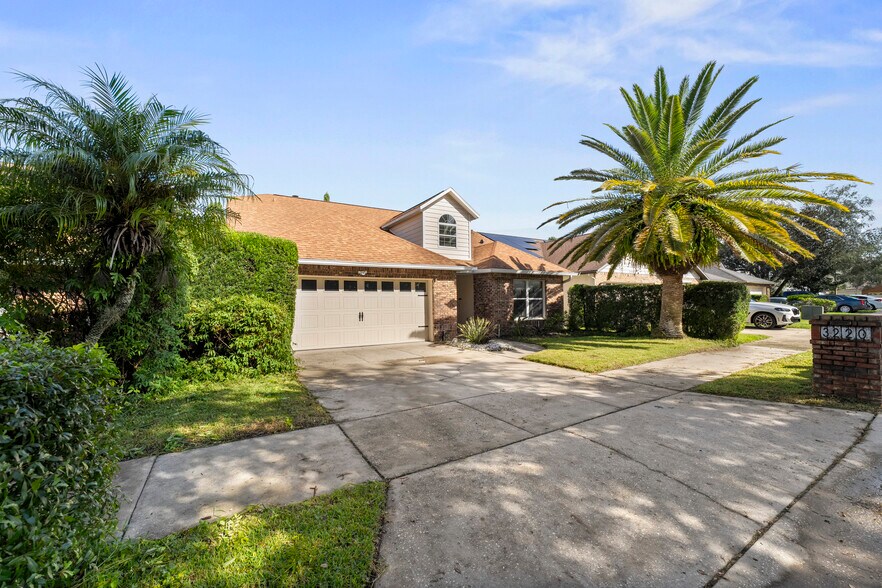 Building Photo - 3220 Tall Timber Dr