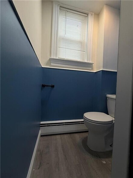 Building Photo - 66 Swift St