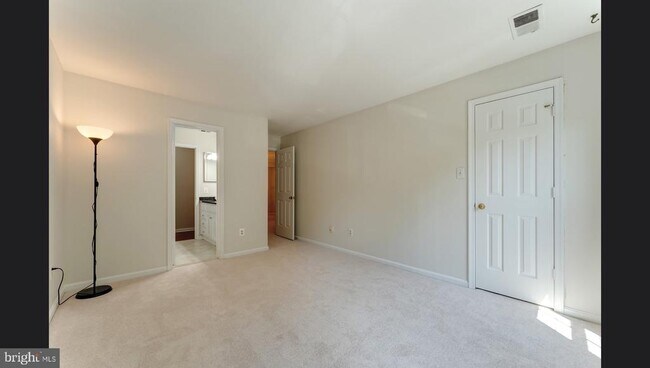 Building Photo - 11709 Karbon Hill Ct