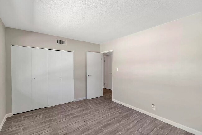 Building Photo - 4701 N 68th St