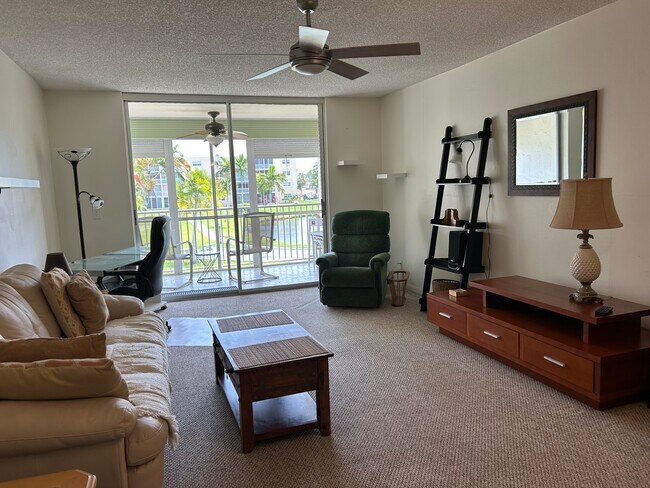 Living Room - 206 SE 10th St