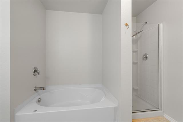 Building Photo - 13371 Sorrento Dr
