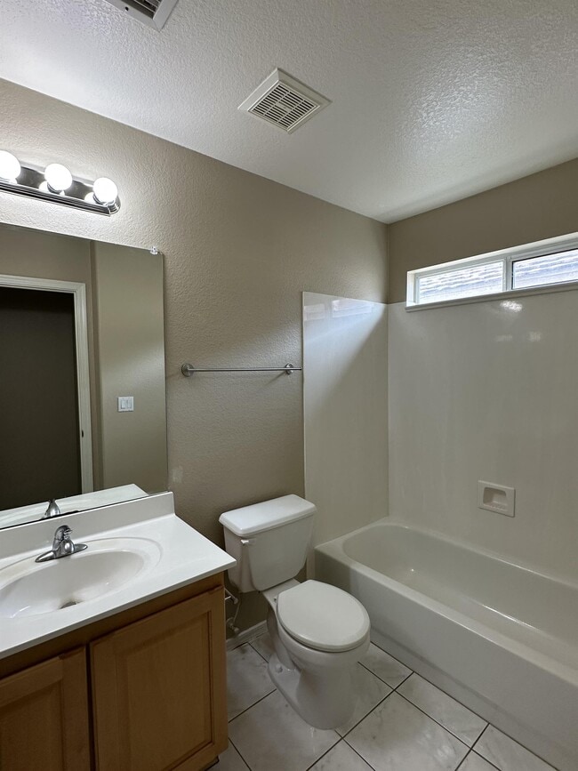 Building Photo - 2291 W Rockrose Pl